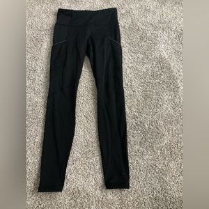 Lululemon leggings with pockets